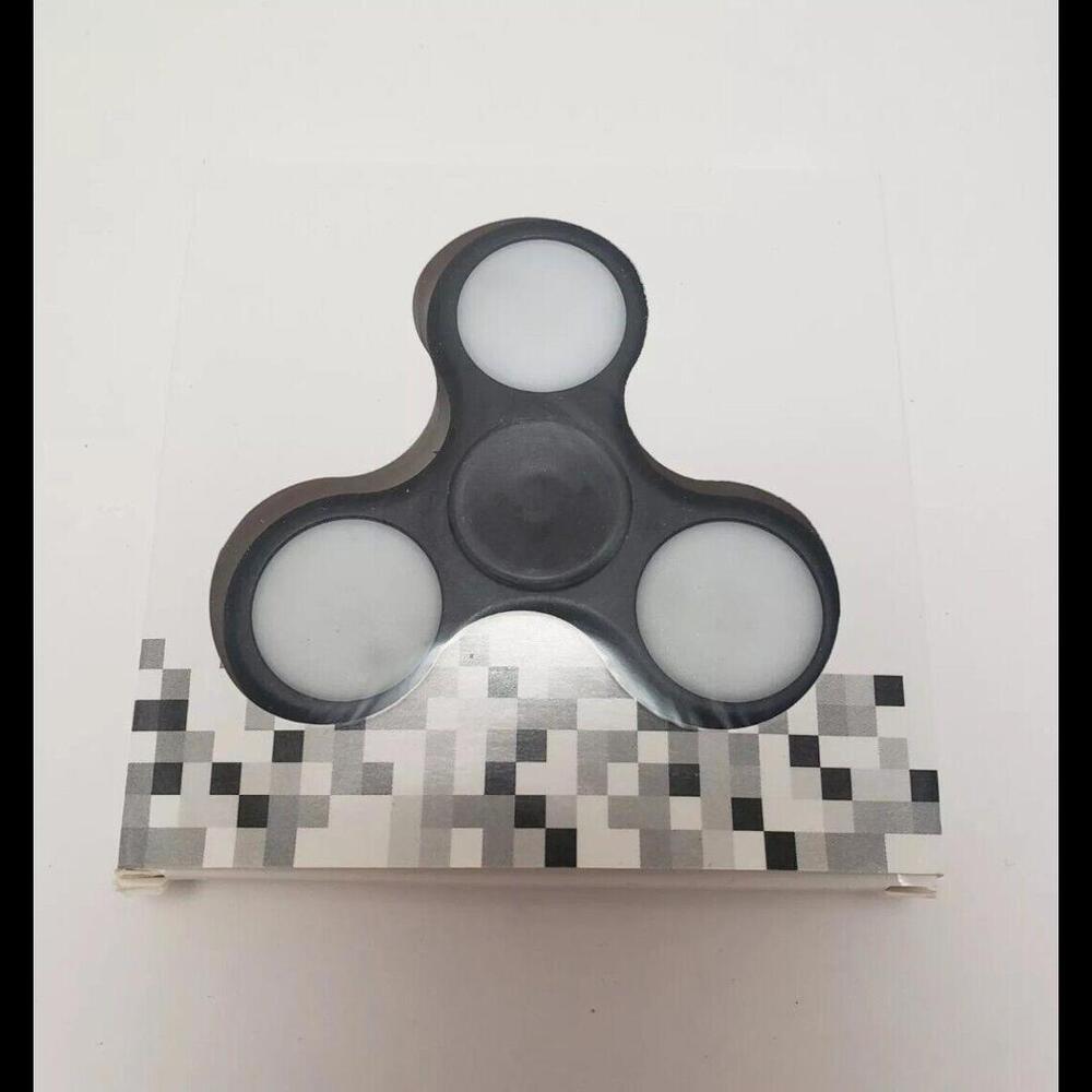 Lot Of 44 LED Fidget Spinner‎ W Lights Stress Relief Focus Hand Finger Toy USA